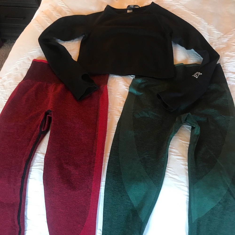 Victoria’s Secret leggings and workout top